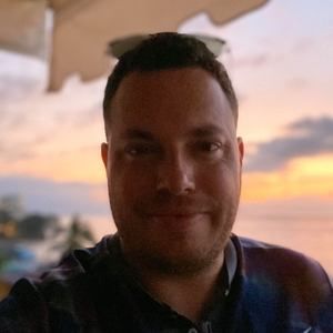 Meet your Posher, Corey